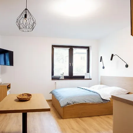 Aparthotel Na čtvrtích 3*